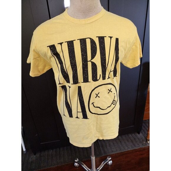 Nirvana official tshirt unisex Medium new without tags - Picture 1 of 4